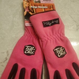 Tuff Chix Gloves Paige Hemmis - Hot Pink- NWT